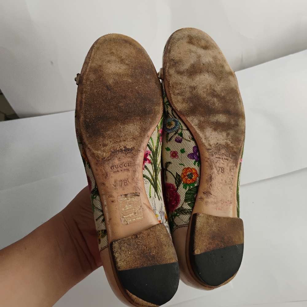 Gucci Floral Canvas Ballet Flats with Bamboo Horsebit - Cream, Red, Green, Brown - Picture 3 of 16